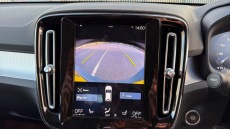 Volvo Xc40 2.0 T4 Momentum Pro 5dr AWD Geartronic Petrol Estate